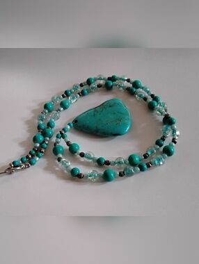 Turquoise Beaded Necklace - Elegant Blue-Green Women’s Jewelry